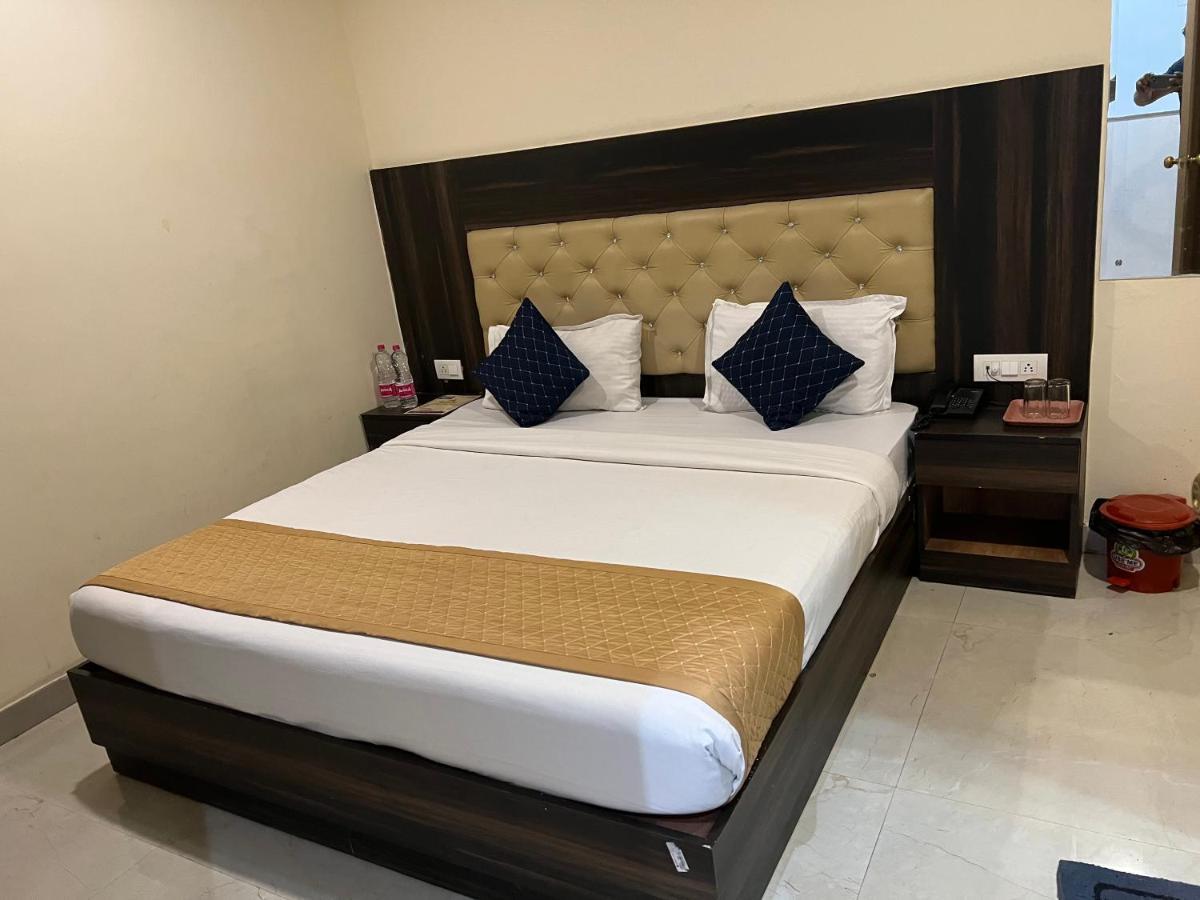Hotel New City Lite Near Igi Airport Delhi Нью-Дели Экстерьер фото