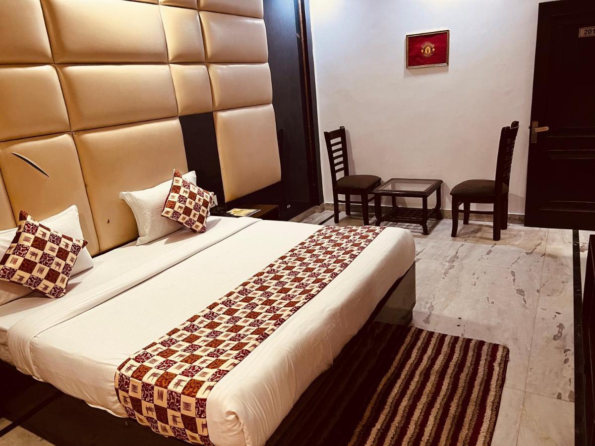 Hotel New City Lite Near Igi Airport Delhi Нью-Дели Экстерьер фото