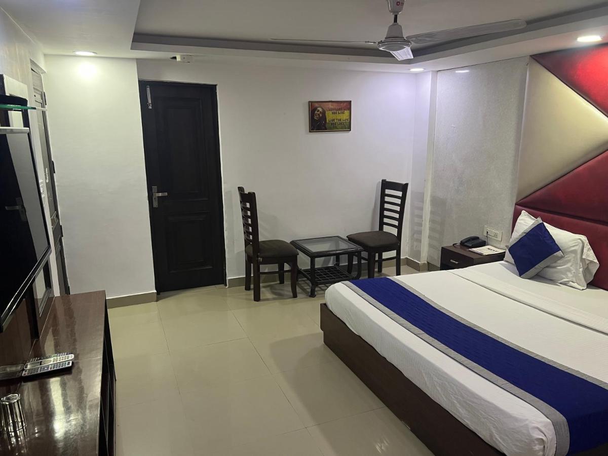 Hotel New City Lite Near Igi Airport Delhi Нью-Дели Экстерьер фото