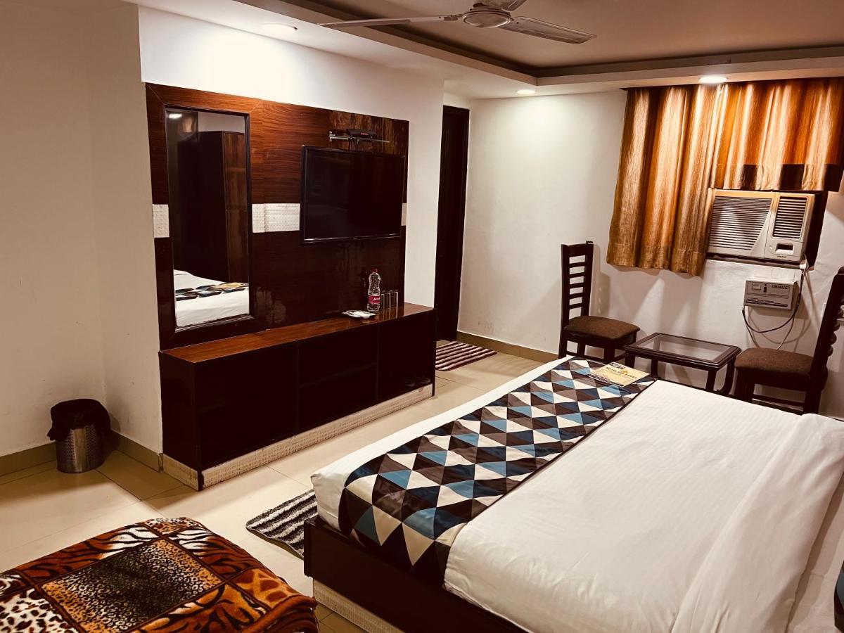 Hotel New City Lite Near Igi Airport Delhi Нью-Дели Экстерьер фото